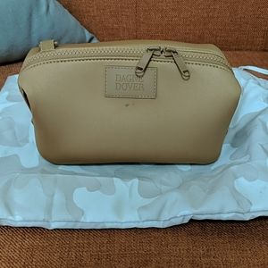 Dagne Dover Small Hunter Toiletry Bag